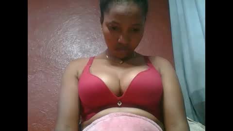 Snapshot of loveinlife750427 chatting on November 19, 10:26 am loveinlife750427 online show from November 19, 10:26 am