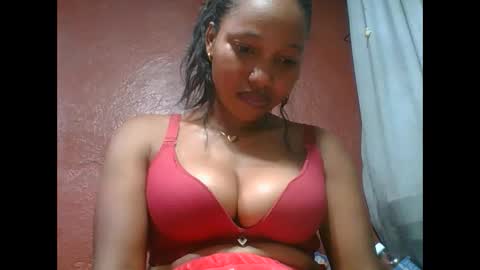 Snapshot of loveinlife750427 chatting on November 20, 6:18 pm loveinlife750427 online show from November 20, 6:18 pm