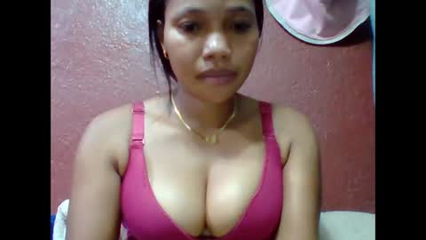 loveinlife750427 online show from December 21, 7:21 pm