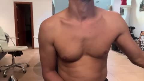 Loveisperfect online show from October 16, 8:10 pm