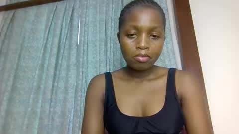 lovelbrownie online show from October 5, 10:13 am