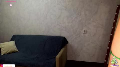 Molly online show from January 13, 5:29 pm