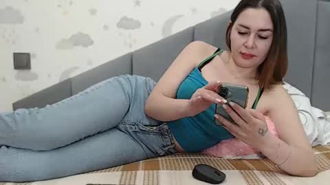 Snapshot of lovellykitty_1 chatting on February 26, 7:18 am lovellykitty online show from February 26, 7:18 am