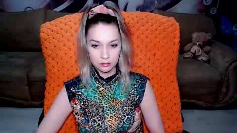 private open online show from February 1, 12:58 pm