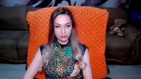 private open online show from February 12, 1:37 pm