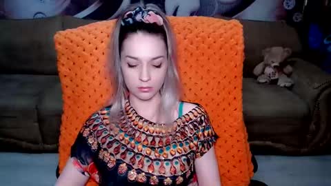 private open online show from March 4, 10:13 am