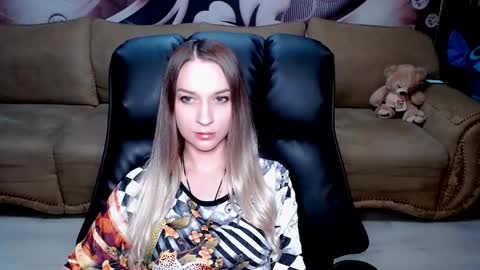 private open online show from March 12, 11:53 am