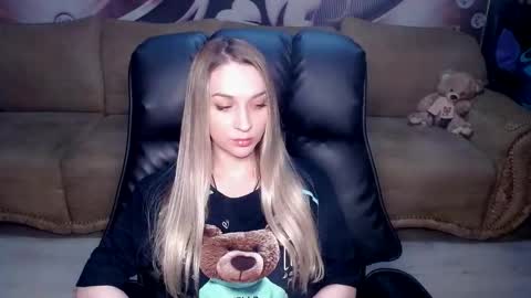 private open online show from September 9, 3:55 pm