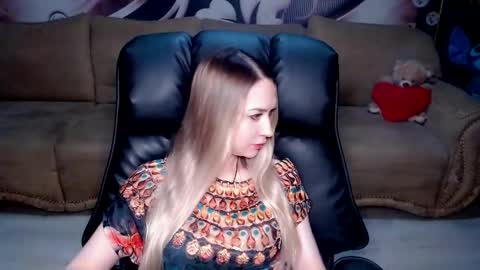 private open online show from October 2, 2:13 pm