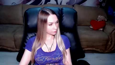 private open online show from December 3, 4:16 pm