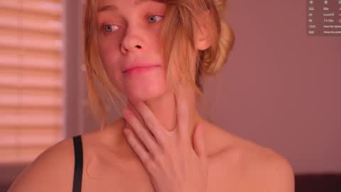 Nelly online show from November 11, 1:22 pm