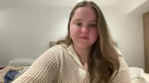 Alice online show from September 13, 6:18 pm