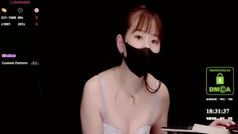 Snapshot of lovely_asahi chatting on January 13, 10:31 am lovely asahi online show from January 13, 10:31 am