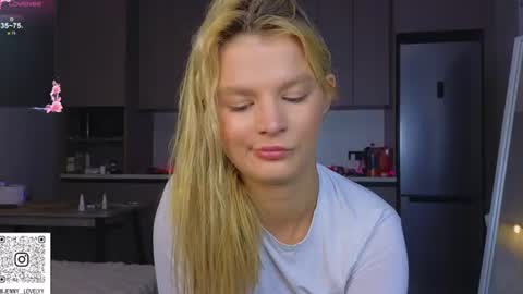 Jenny online show from June 21, 2:03 am