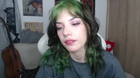 Cassie online show from December 7, 4:42 am