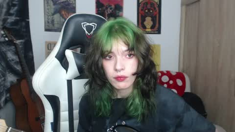 Cassie online show from December 10, 9:23 am