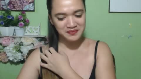 hearty2 Hey guys  Im Jess  online show from April 2, 4:21 am