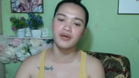 hearty2 Hey guys  Im Jess  online show from July 20, 5:33 am
