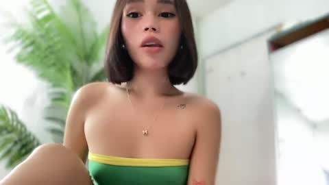 lovely_cittie18 online show from May 23, 7:13 am
