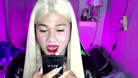 lovely_coleen online show from September 28, 5:18 pm