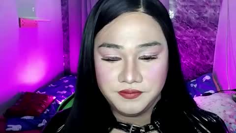 lovely_coleen online show from November 19, 4:18 pm