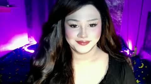 lovely_coleen online show from December 5, 8:38 pm