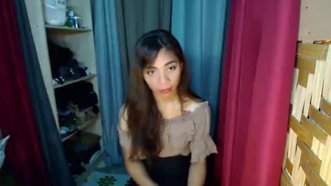 Snapshot of lovely_cummerx chatting on February 18, 1:01 am JAM online show from February 18, 1:01 am