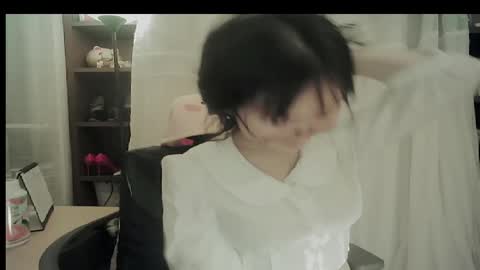 DANA KIM online show from March 14, 2:55 pm