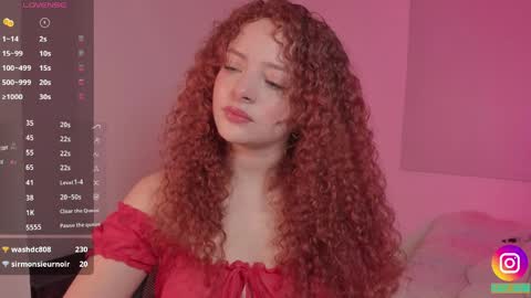 Snapshot of lovely_emma18 chatting on April 3, 3:10 pm Emma online show from April 3, 3:10 pm