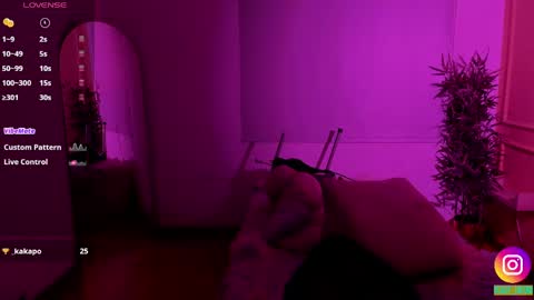 Snapshot of lovely_emma18 chatting on May 4, 1:07 pm Emma online show from May 4, 1:07 pm