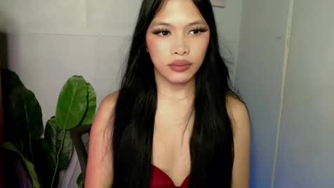 lovely_felicity online show from June 6, 7:24 am