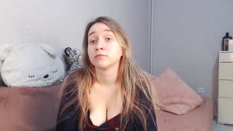 Lovely Hayley online show from February 5, 10:14 pm