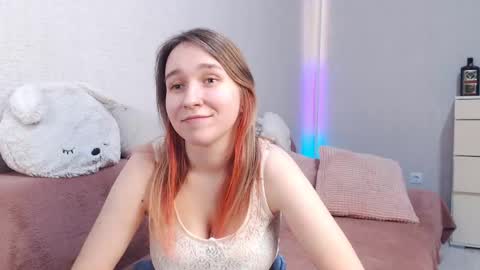 Lovely Hayley online show from April 11, 9:52 pm