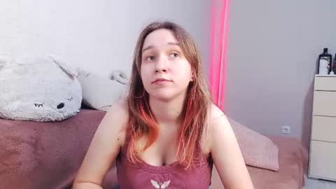Lovely Hayley online show from June 8, 9:48 pm
