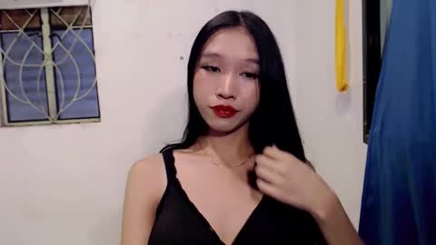 Snapshot of lovely_jasleen chatting on June 11, 2:11 am lovely_jasleen online show from June 11, 2:11 am