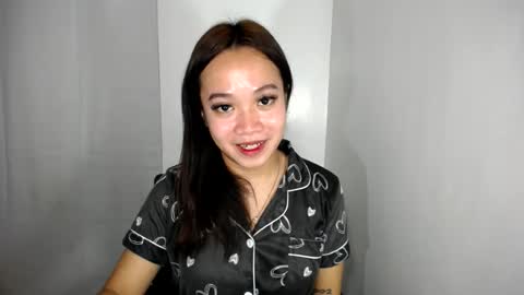 Snapshot of lovely_lianne chatting on June 22, 3:25 am lovely_lianne online show from June 22, 3:25 am