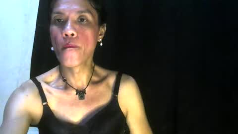 Snapshot of lovely_manificent4u chatting on April 7, 1:39 am Lest online show from April 7, 1:39 am
