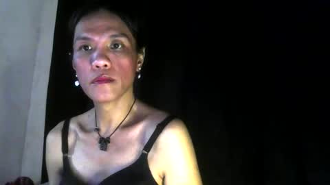 Snapshot of lovely_manificent4u chatting on April 8, 1:27 am Lest online show from April 8, 1:27 am