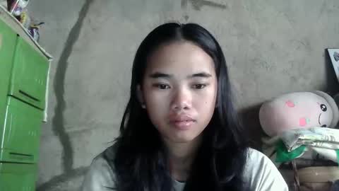 lovely_marie572336 online show from May 26, 11:12 pm
