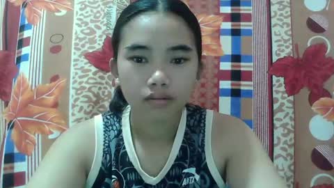 lovely_marie572336 online show from July 23, 3:43 pm