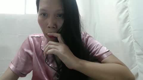 Snapshot of lovely_pinayxxx chatting on April 3, 7:39 am lovely_pinayxxx online show from April 3, 7:39 am