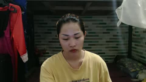 Snapshot of lovely_singlemom chatting on March 30, 6:42 pm ask me dear online show from March 30, 6:42 pm