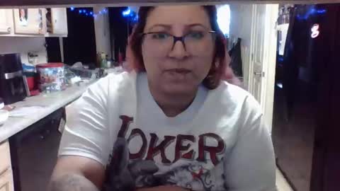 lovelybby2010 online show from February 17, 5:48 am