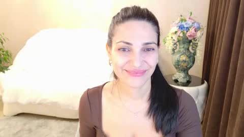 Beatrice online show from February 20, 11:00 am