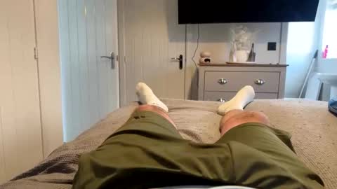 Snapshot of lovelybigdick1812 chatting on October 27, 10:52 am lovelybigdick1812 online show from October 27, 10:52 am