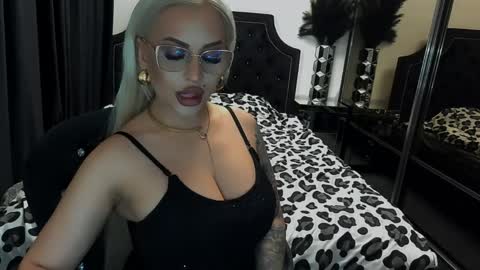 PrAllinXXXa online show from May 15, 10:17 pm