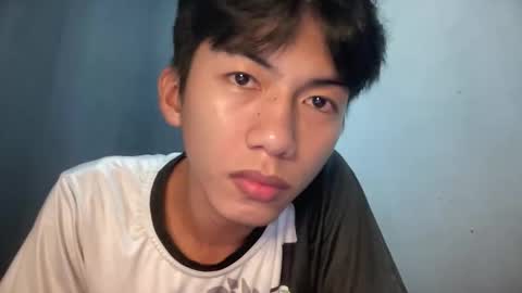 lovelyboy_jm online show from May 21, 2:35 pm