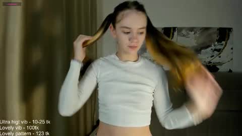 lovelygracee online show from September 14, 5:23 pm