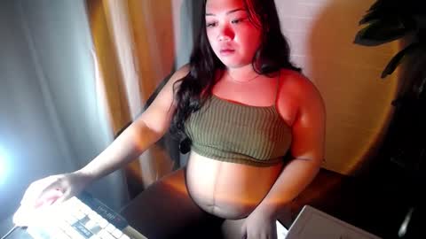 Snapshot of lovelyhot_christinexx chatting on March 7, 1:53 am Christine online show from March 7, 1:53 am