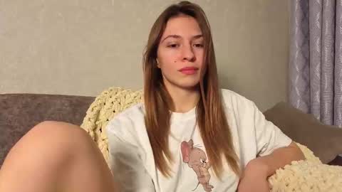 Kate only online show from December 4, 12:03 pm